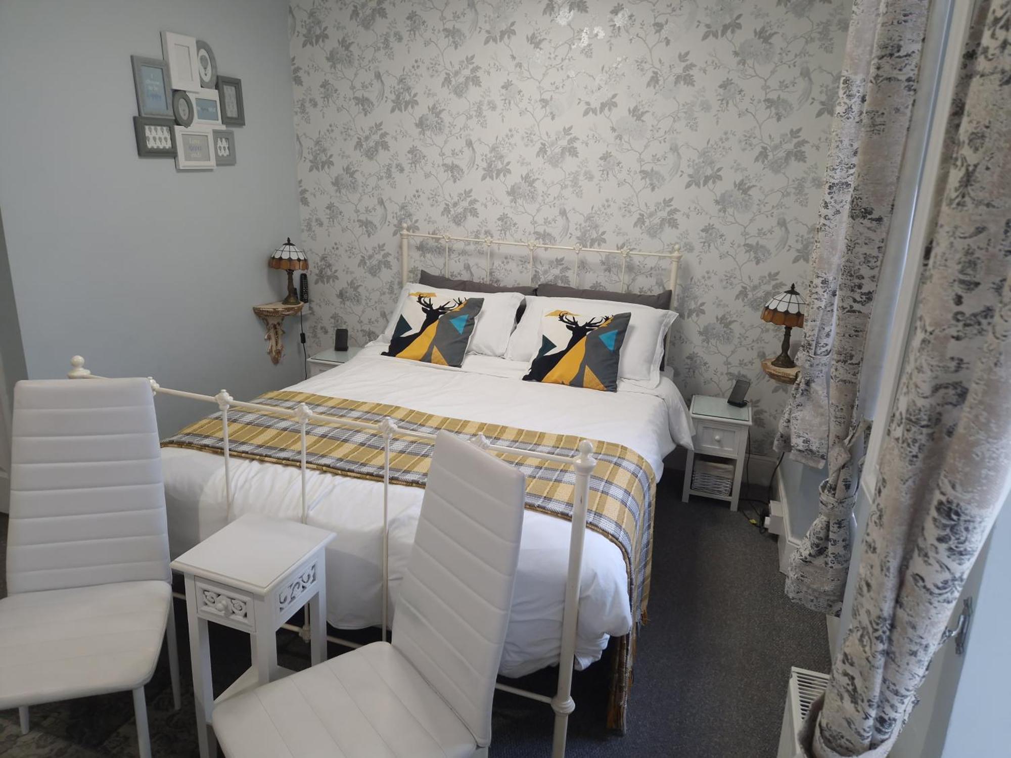 Ambassador Guest House Пейнтон Экстерьер фото